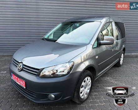 Серый Фольксваген Кадди, объемом двигателя 1.2 л и пробегом 190 тыс. км за 8400 $, фото 2 на Automoto.ua