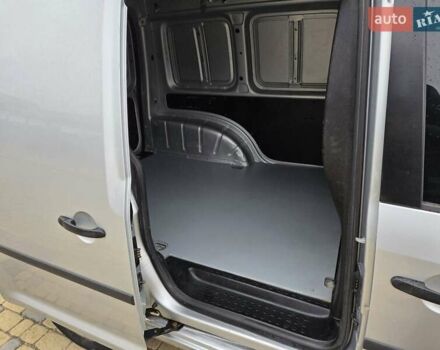 Сірий Фольксваген Кадді, об'ємом двигуна 1.6 л та пробігом 246 тис. км за 7200 $, фото 29 на Automoto.ua