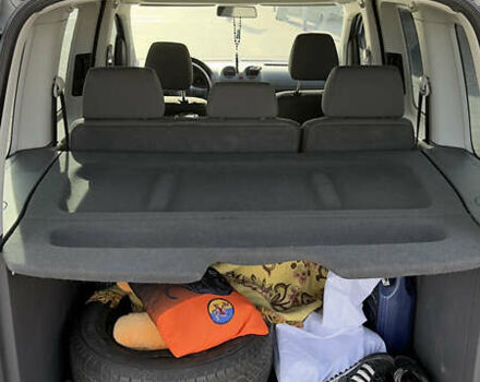 Серый Фольксваген Кадди, объемом двигателя 1.98 л и пробегом 262 тыс. км за 9499 $, фото 13 на Automoto.ua