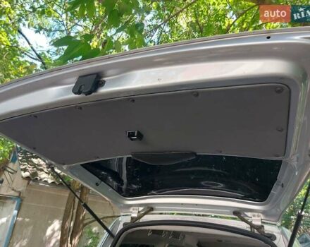 Сірий Фольксваген Кадді, об'ємом двигуна 1.6 л та пробігом 260 тис. км за 10300 $, фото 6 на Automoto.ua