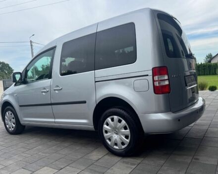 Сірий Фольксваген Кадді, об'ємом двигуна 1.6 л та пробігом 238 тис. км за 5400 $, фото 4 на Automoto.ua