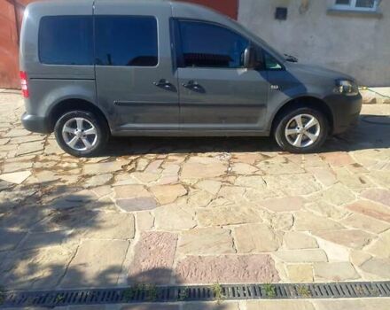 Серый Фольксваген Кадди, объемом двигателя 1.6 л и пробегом 254 тыс. км за 9850 $, фото 3 на Automoto.ua