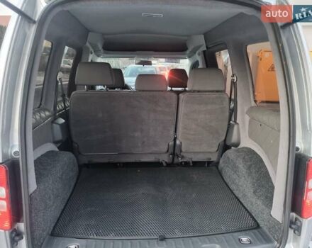 Серый Фольксваген Кадди, объемом двигателя 1.6 л и пробегом 270 тыс. км за 8999 $, фото 19 на Automoto.ua