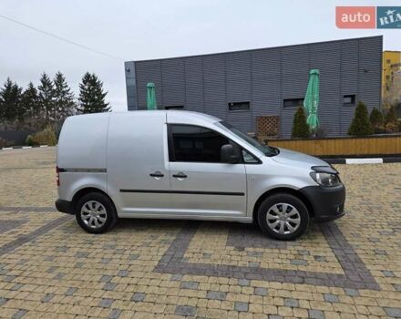 Сірий Фольксваген Кадді, об'ємом двигуна 1.6 л та пробігом 246 тис. км за 7200 $, фото 9 на Automoto.ua