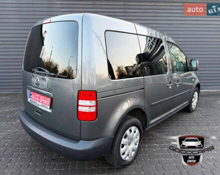 Серый Фольксваген Кадди, объемом двигателя 1.2 л и пробегом 190 тыс. км за 8400 $, фото 1 на Automoto.ua