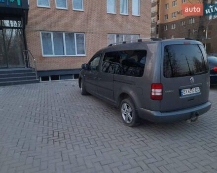 Серый Фольксваген Кадди, объемом двигателя 1.6 л и пробегом 255 тыс. км за 10000 $, фото 3 на Automoto.ua