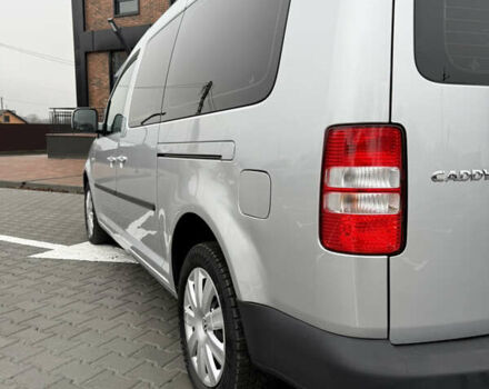 Серый Фольксваген Кадди, объемом двигателя 1.6 л и пробегом 224 тыс. км за 12700 $, фото 12 на Automoto.ua