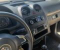 Серый Фольксваген Кадди, объемом двигателя 1.6 л и пробегом 430 тыс. км за 9000 $, фото 3 на Automoto.ua
