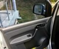 Серый Фольксваген Кадди, объемом двигателя 1.2 л и пробегом 310 тыс. км за 6000 $, фото 5 на Automoto.ua