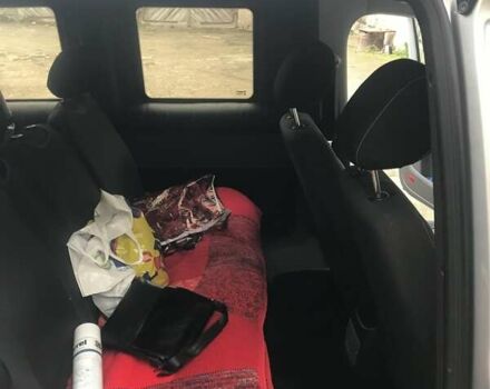 Серый Фольксваген Кадди, объемом двигателя 1.6 л и пробегом 325 тыс. км за 9800 $, фото 21 на Automoto.ua