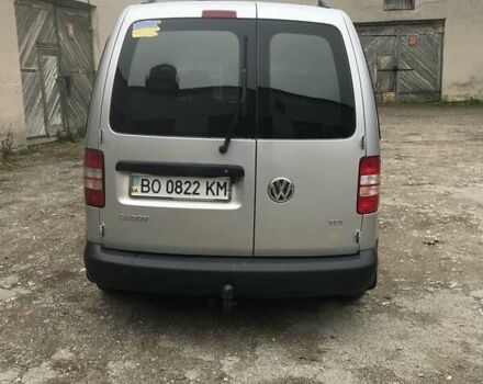 Серый Фольксваген Кадди, объемом двигателя 1.6 л и пробегом 325 тыс. км за 9800 $, фото 4 на Automoto.ua