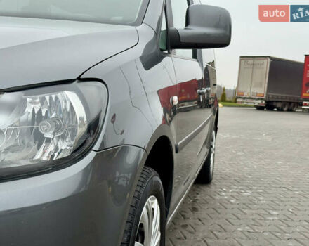 Серый Фольксваген Кадди, объемом двигателя 1.6 л и пробегом 267 тыс. км за 11700 $, фото 12 на Automoto.ua