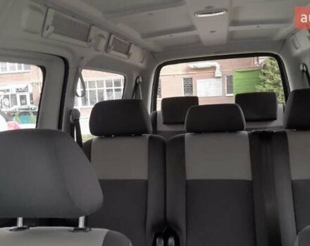 Серый Фольксваген Кадди, объемом двигателя 1.6 л и пробегом 255 тыс. км за 10000 $, фото 10 на Automoto.ua