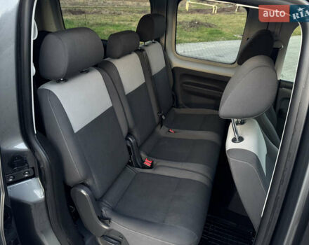 Сірий Фольксваген Кадді, об'ємом двигуна 2 л та пробігом 260 тис. км за 11900 $, фото 10 на Automoto.ua