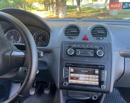 Сірий Фольксваген Кадді, об'ємом двигуна 1.6 л та пробігом 215 тис. км за 9200 $, фото 34 на Automoto.ua