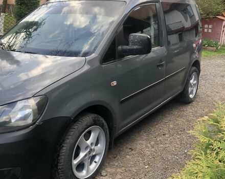 Сірий Фольксваген Кадді, об'ємом двигуна 1.6 л та пробігом 247 тис. км за 7900 $, фото 10 на Automoto.ua