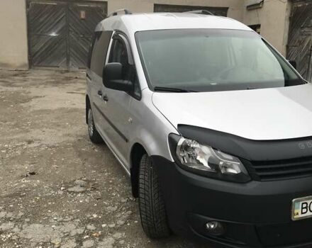 Серый Фольксваген Кадди, объемом двигателя 1.6 л и пробегом 325 тыс. км за 9800 $, фото 1 на Automoto.ua