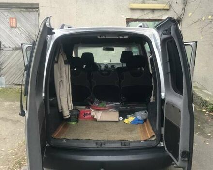 Серый Фольксваген Кадди, объемом двигателя 1.6 л и пробегом 325 тыс. км за 9800 $, фото 23 на Automoto.ua