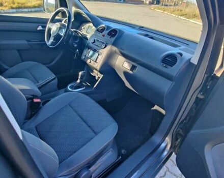 Серый Фольксваген Кадди, объемом двигателя 1.6 л и пробегом 293 тыс. км за 12600 $, фото 26 на Automoto.ua