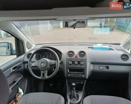 Сірий Фольксваген Кадді, об'ємом двигуна 2 л та пробігом 177 тис. км за 11300 $, фото 10 на Automoto.ua