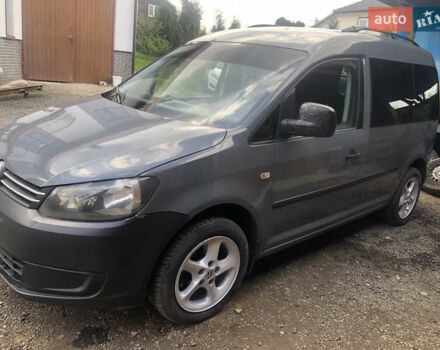 Сірий Фольксваген Кадді, об'ємом двигуна 1.6 л та пробігом 247 тис. км за 7900 $, фото 8 на Automoto.ua