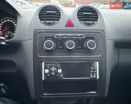 Серый Фольксваген Кадди, объемом двигателя 2 л и пробегом 219 тыс. км за 9800 $, фото 23 на Automoto.ua