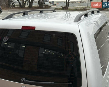 Серый Фольксваген Кадди, объемом двигателя 1.6 л и пробегом 224 тыс. км за 12700 $, фото 98 на Automoto.ua