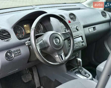 Серый Фольксваген Кадди, объемом двигателя 1.6 л и пробегом 267 тыс. км за 11700 $, фото 24 на Automoto.ua