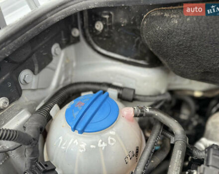 Серый Фольксваген Кадди, объемом двигателя 1.6 л и пробегом 224 тыс. км за 12700 $, фото 90 на Automoto.ua