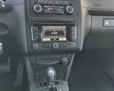 Серый Фольксваген Кадди, объемом двигателя 1.6 л и пробегом 293 тыс. км за 12600 $, фото 35 на Automoto.ua