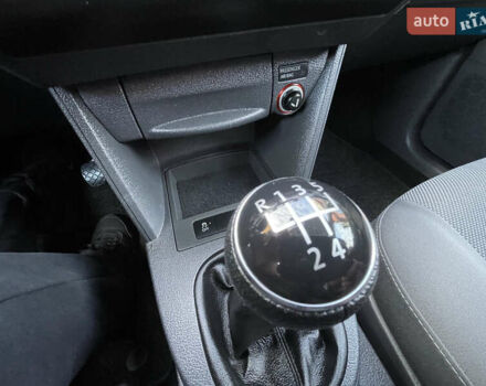 Серый Фольксваген Кадди, объемом двигателя 1.6 л и пробегом 226 тыс. км за 10999 $, фото 123 на Automoto.ua