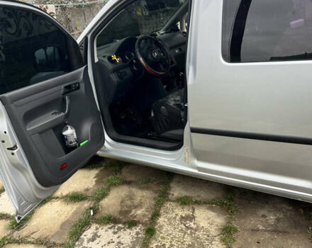 Серый Фольксваген Кадди, объемом двигателя 1.2 л и пробегом 241 тыс. км за 7100 $, фото 1 на Automoto.ua