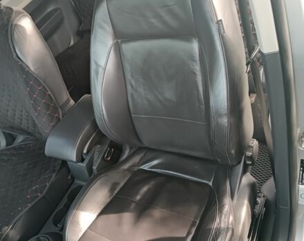 Серый Фольксваген Кадди, объемом двигателя 2 л и пробегом 305 тыс. км за 9300 $, фото 6 на Automoto.ua