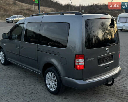 Сірий Фольксваген Кадді, об'ємом двигуна 2 л та пробігом 260 тис. км за 11900 $, фото 4 на Automoto.ua