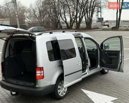 Серый Фольксваген Кадди, объемом двигателя 1.6 л и пробегом 224 тыс. км за 12700 $, фото 105 на Automoto.ua