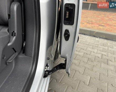 Серый Фольксваген Кадди, объемом двигателя 1.6 л и пробегом 224 тыс. км за 12700 $, фото 57 на Automoto.ua