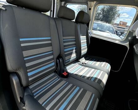 Серый Фольксваген Кадди, объемом двигателя 1.6 л и пробегом 212 тыс. км за 9300 $, фото 11 на Automoto.ua