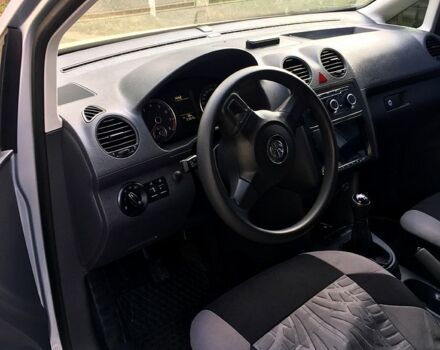 Серый Фольксваген Кадди, объемом двигателя 1.2 л и пробегом 310 тыс. км за 6000 $, фото 9 на Automoto.ua