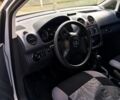 Серый Фольксваген Кадди, объемом двигателя 1.2 л и пробегом 310 тыс. км за 6000 $, фото 9 на Automoto.ua