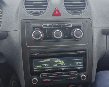 Серый Фольксваген Кадди, объемом двигателя 1.6 л и пробегом 236 тыс. км за 10299 $, фото 5 на Automoto.ua