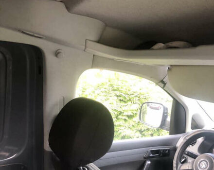 Сірий Фольксваген Кадді, об'ємом двигуна 1.6 л та пробігом 247 тис. км за 7900 $, фото 2 на Automoto.ua