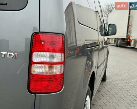 Серый Фольксваген Кадди, объемом двигателя 1.6 л и пробегом 267 тыс. км за 11700 $, фото 15 на Automoto.ua