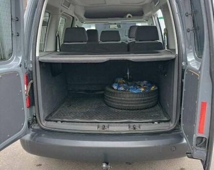 Сірий Фольксваген Кадді, об'ємом двигуна 2 л та пробігом 177 тис. км за 11300 $, фото 9 на Automoto.ua