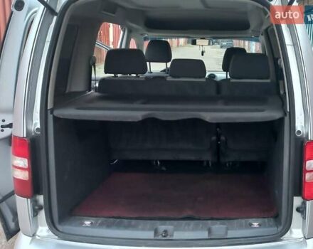 Серый Фольксваген Кадди, объемом двигателя 1.6 л и пробегом 235 тыс. км за 10900 $, фото 7 на Automoto.ua