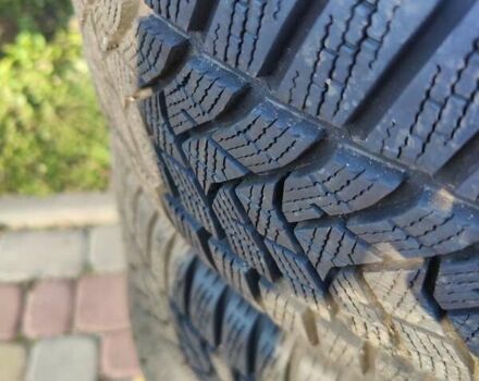 Серый Фольксваген Кадди, объемом двигателя 1.6 л и пробегом 293 тыс. км за 12600 $, фото 37 на Automoto.ua