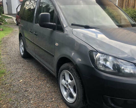 Сірий Фольксваген Кадді, об'ємом двигуна 1.6 л та пробігом 247 тис. км за 7900 $, фото 4 на Automoto.ua