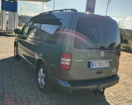 Серый Фольксваген Кадди, объемом двигателя 1.6 л и пробегом 293 тыс. км за 12600 $, фото 3 на Automoto.ua