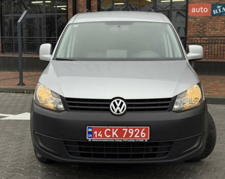Серый Фольксваген Кадди, объемом двигателя 1.6 л и пробегом 224 тыс. км за 12700 $, фото 97 на Automoto.ua