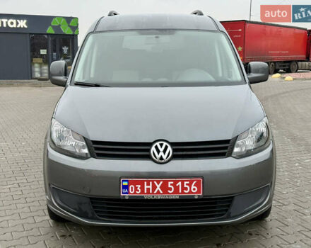 Серый Фольксваген Кадди, объемом двигателя 1.6 л и пробегом 267 тыс. км за 11700 $, фото 2 на Automoto.ua