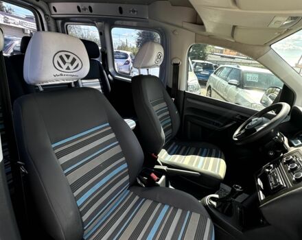 Серый Фольксваген Кадди, объемом двигателя 1.6 л и пробегом 212 тыс. км за 9300 $, фото 2 на Automoto.ua